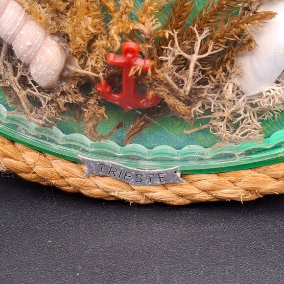 Vintage Trieste Souvenir Wall Art With Castle & Seashells Under Plastic Dome - Picture 4 of 7